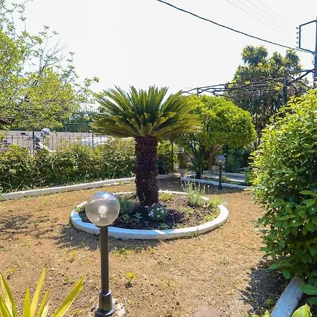 The Red House In فيلة *