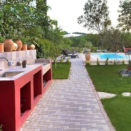 The Red House In Dassiá