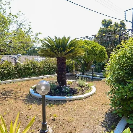 The Red House In فيلة *