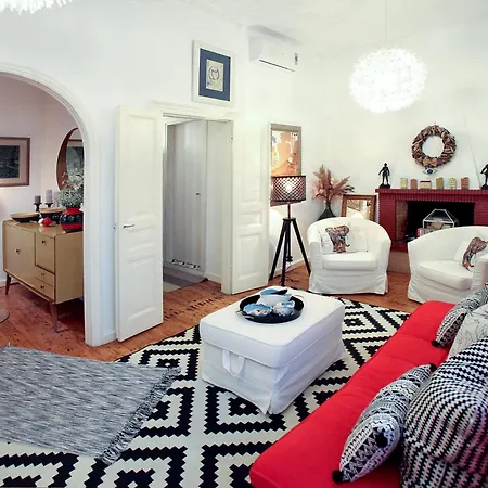 Vila The Red House In Dassiá